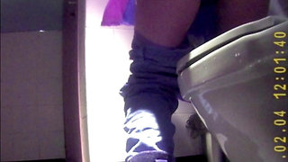 Egoiste WC (Mov 2) - RedPorn.Tv