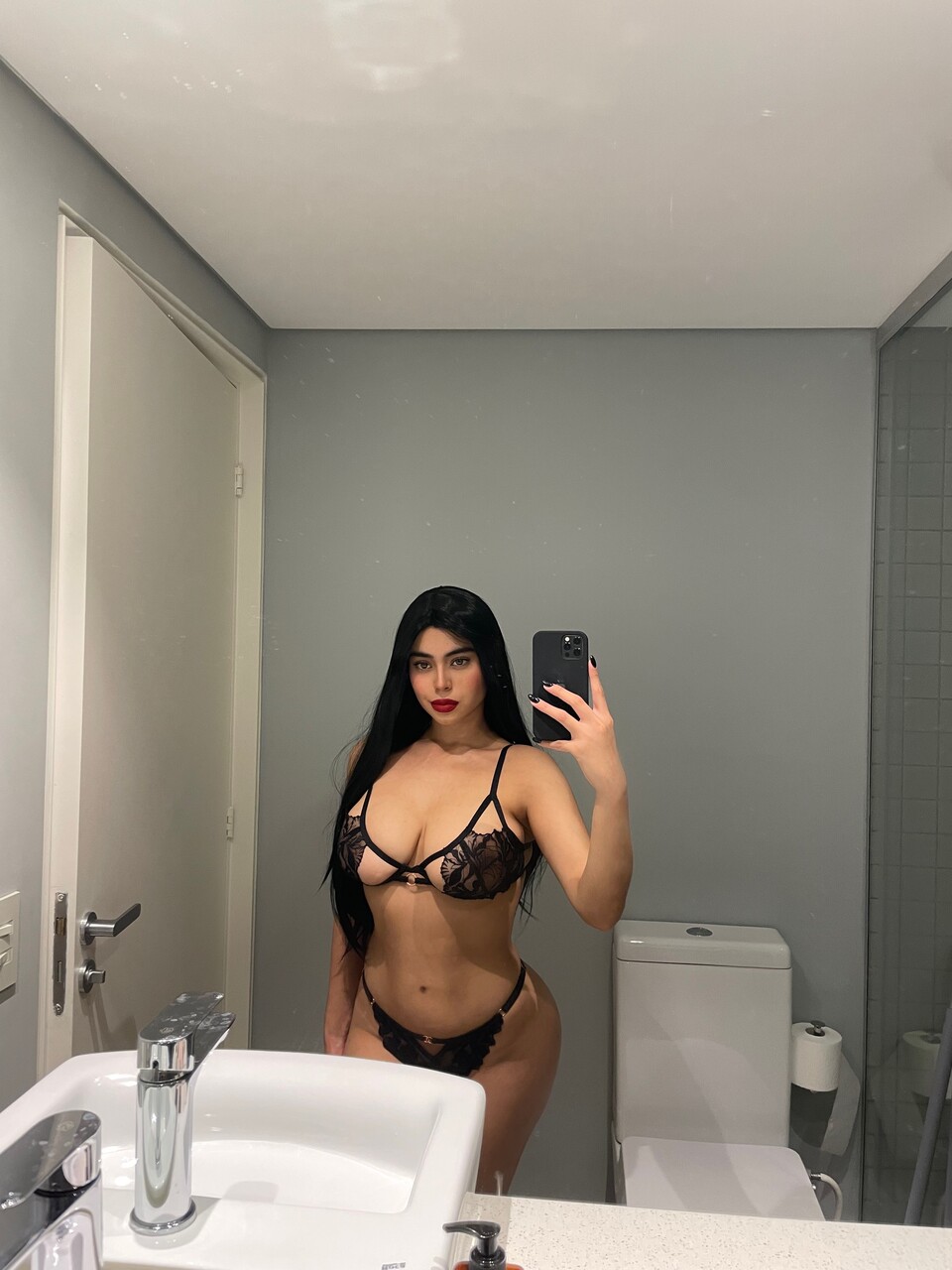 OnlyFans Sweetie Anne Hot Pictures