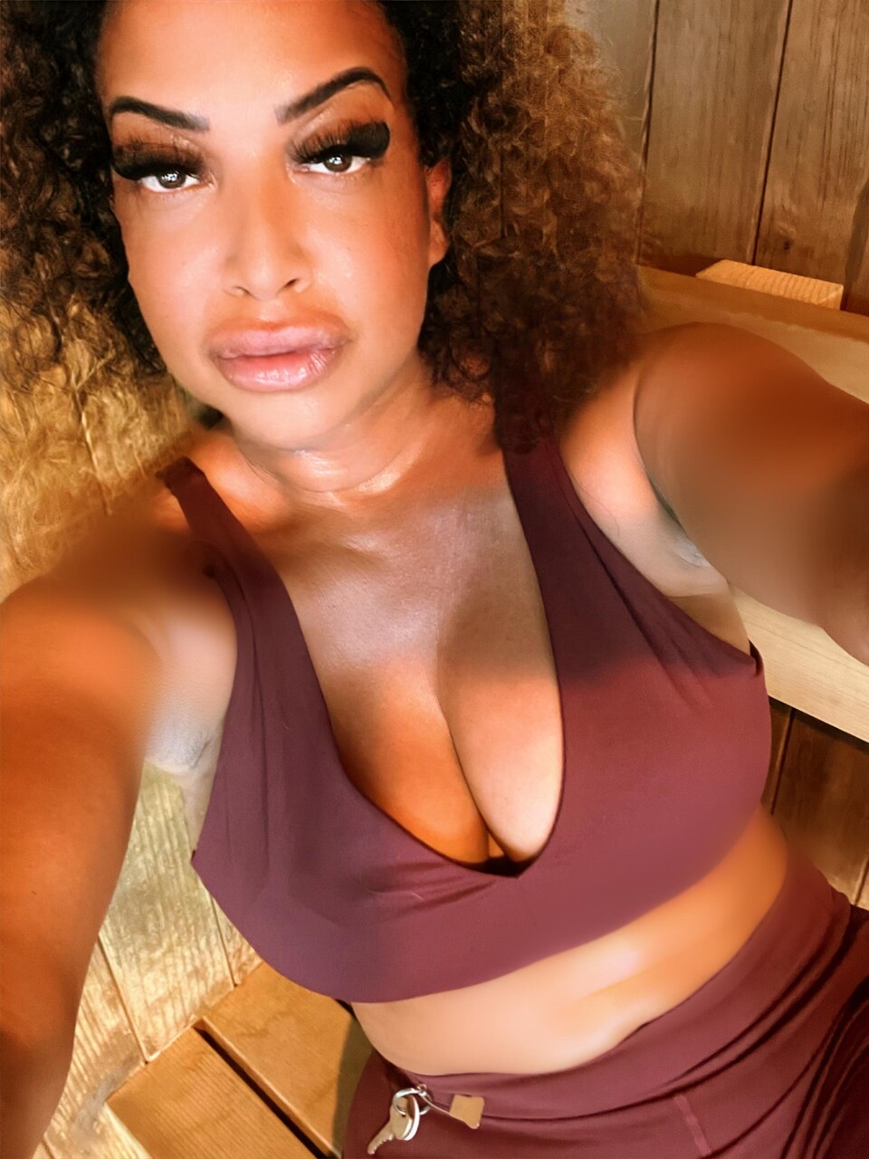 OnlyFans Victoria Simone