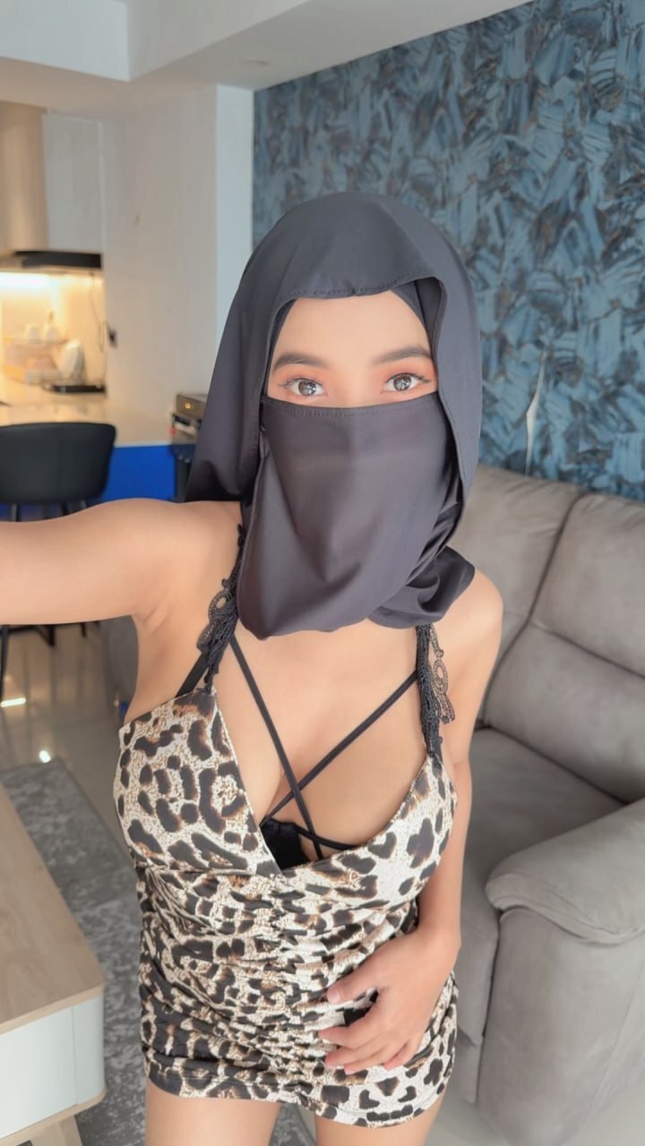 OnlyFans Azalea Hijabi Nude Pics