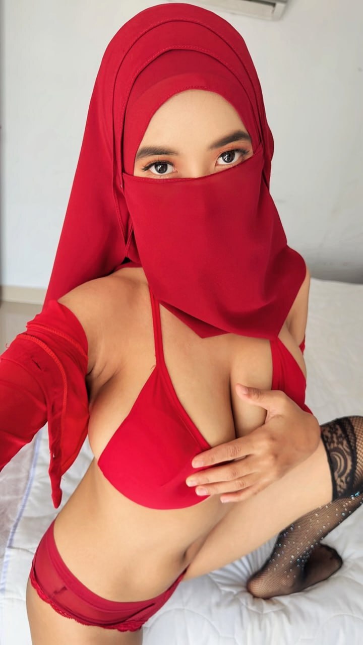 OnlyFans Azalea Hijabi Naked Pics