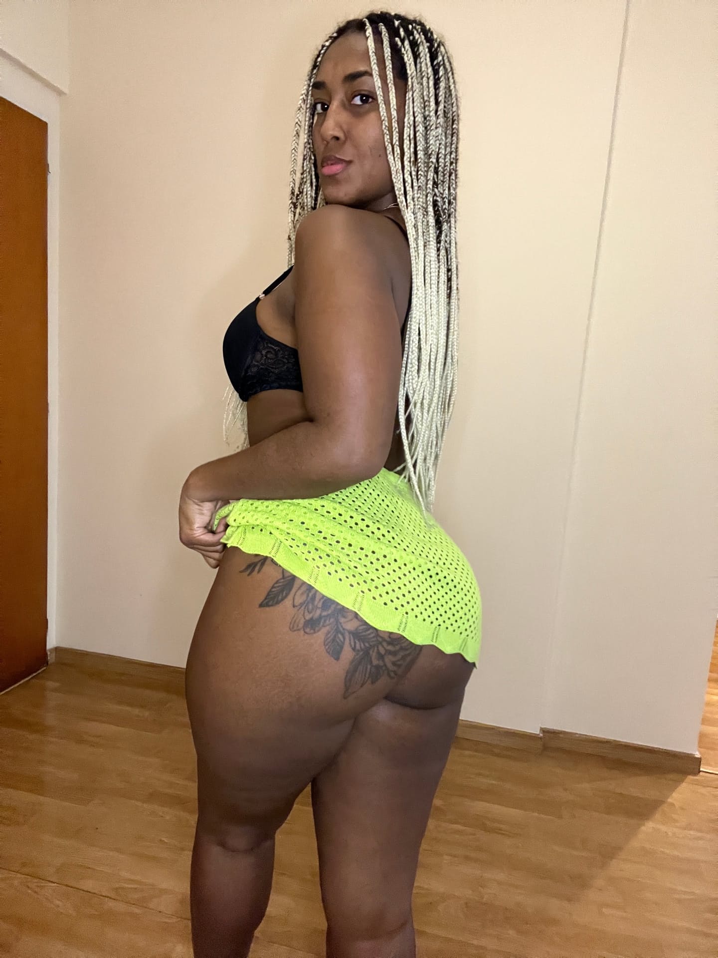 OnlyFans Laila Santiagoo XXX Pictures