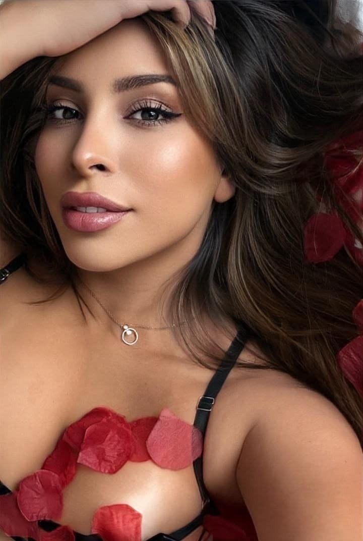 OnlyFans Chiara Bellinii Hot Photos