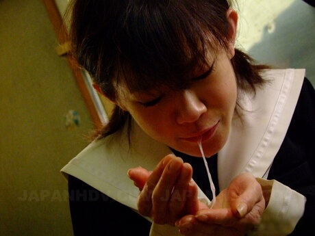 Japanese schoolgirl Aoba Itou is masturbated after sucking a cock